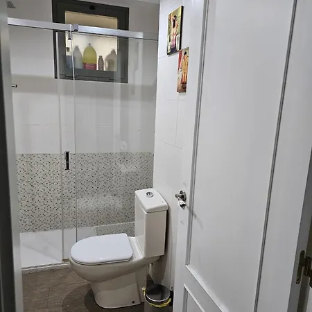 Solo Or Couples , Solo O Parejas Pansiyon Sevilla