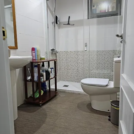 Solo Or Couples , Solo O Parejas Pansiyon Sevilla