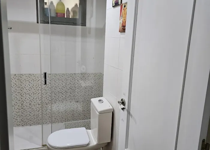 Solo Or Couples , Solo O Parejas Pansiyon Sevilla